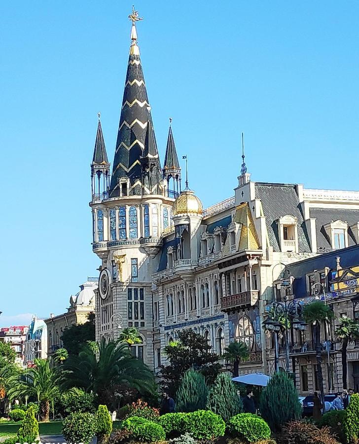 Tamara apartment Takaishvili 3 Batumi Bagian luar foto